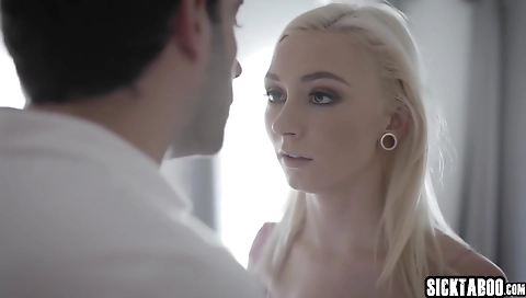 Slutty chick gets fucked by aly