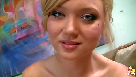 Married black girl shows her big cock