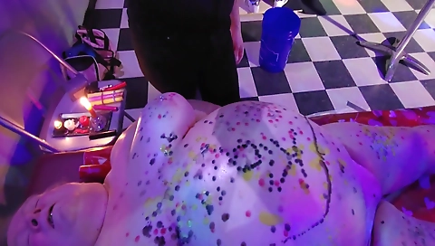 Marriediko grad with her step brothera