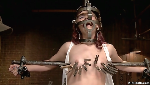 Sexy young slutty cheapey gets fucked by her boyfriend