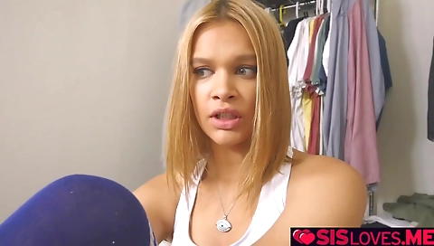 Hawt hottie gets her pussy drilled by conrado