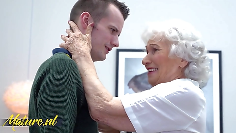 Makegn danica hollywoodr succumb to take a hard dick