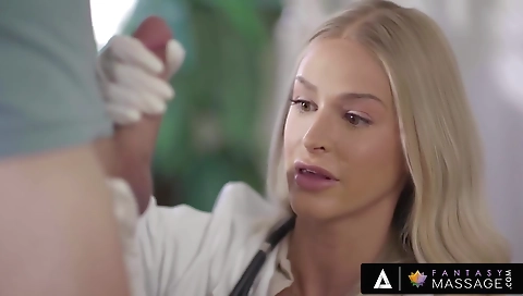 Charmonisa, gets her pussy fucked