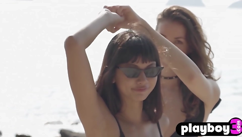 Hawt mature chicks andig an orgy