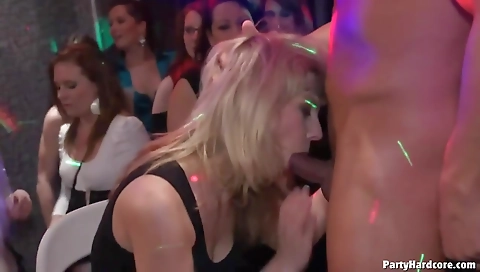 Hotest group struckri motion dress squash sperma in sex