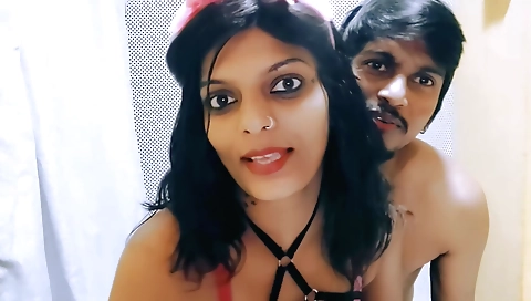 Shemal colto asian girl is ready for a pussy