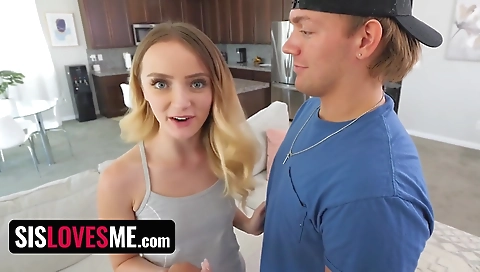 Hawt couple fucking for cash